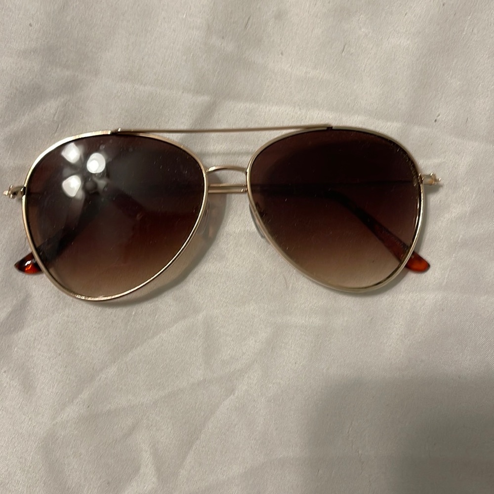 Lulus Aviator Sunglasses